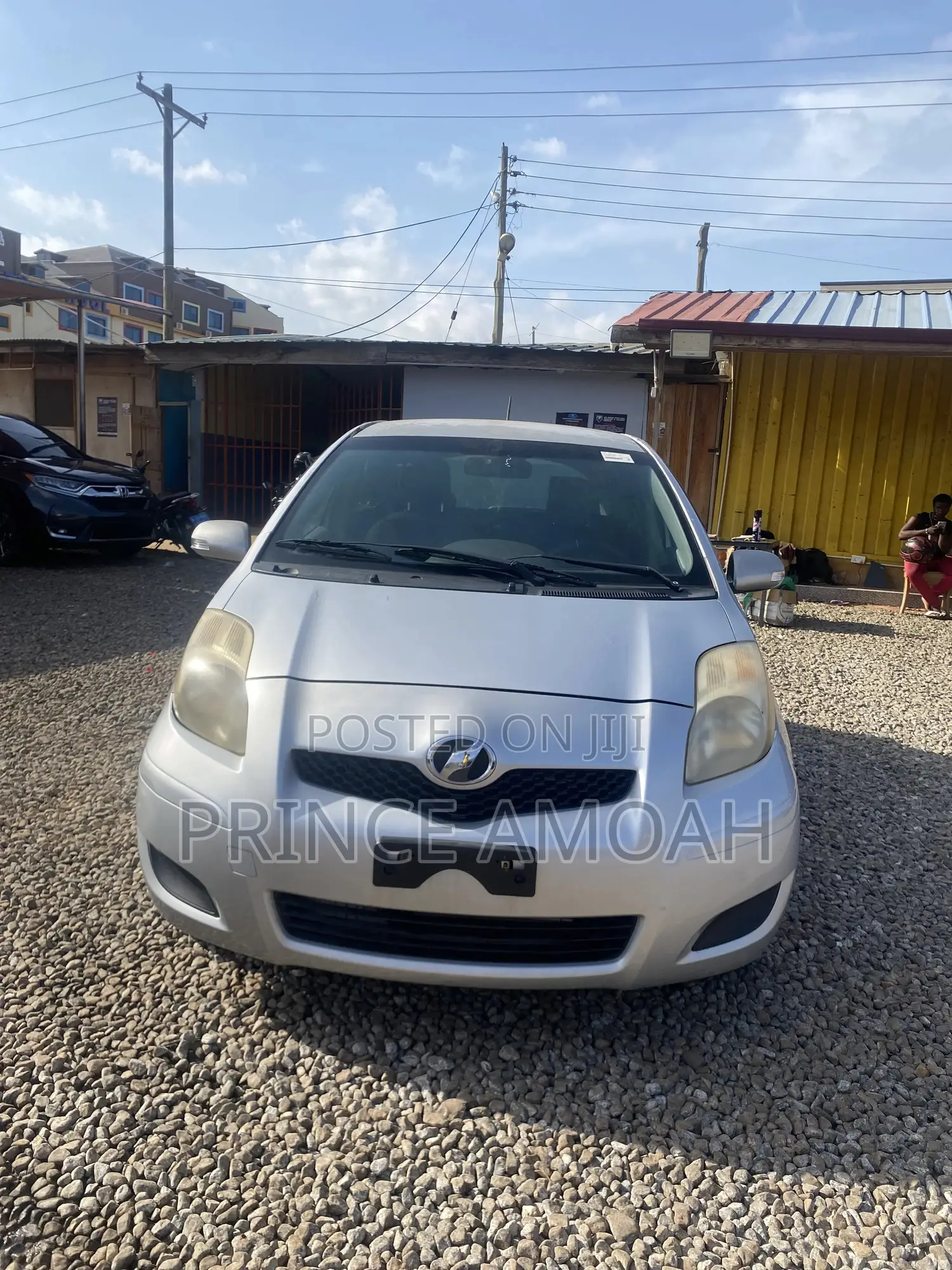 Toyota Vitz 1.3 FWD 5dr 2010 Silver