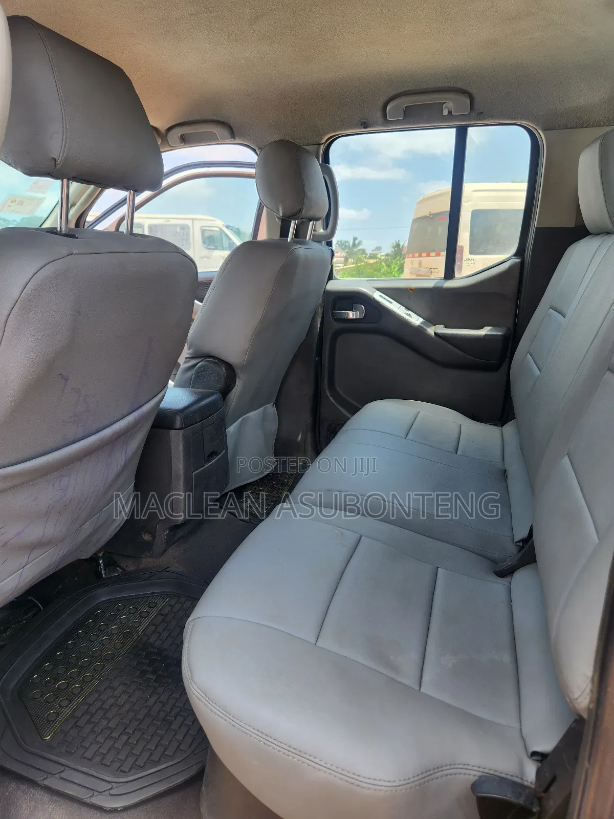 Nissan Navara 2013 Silver