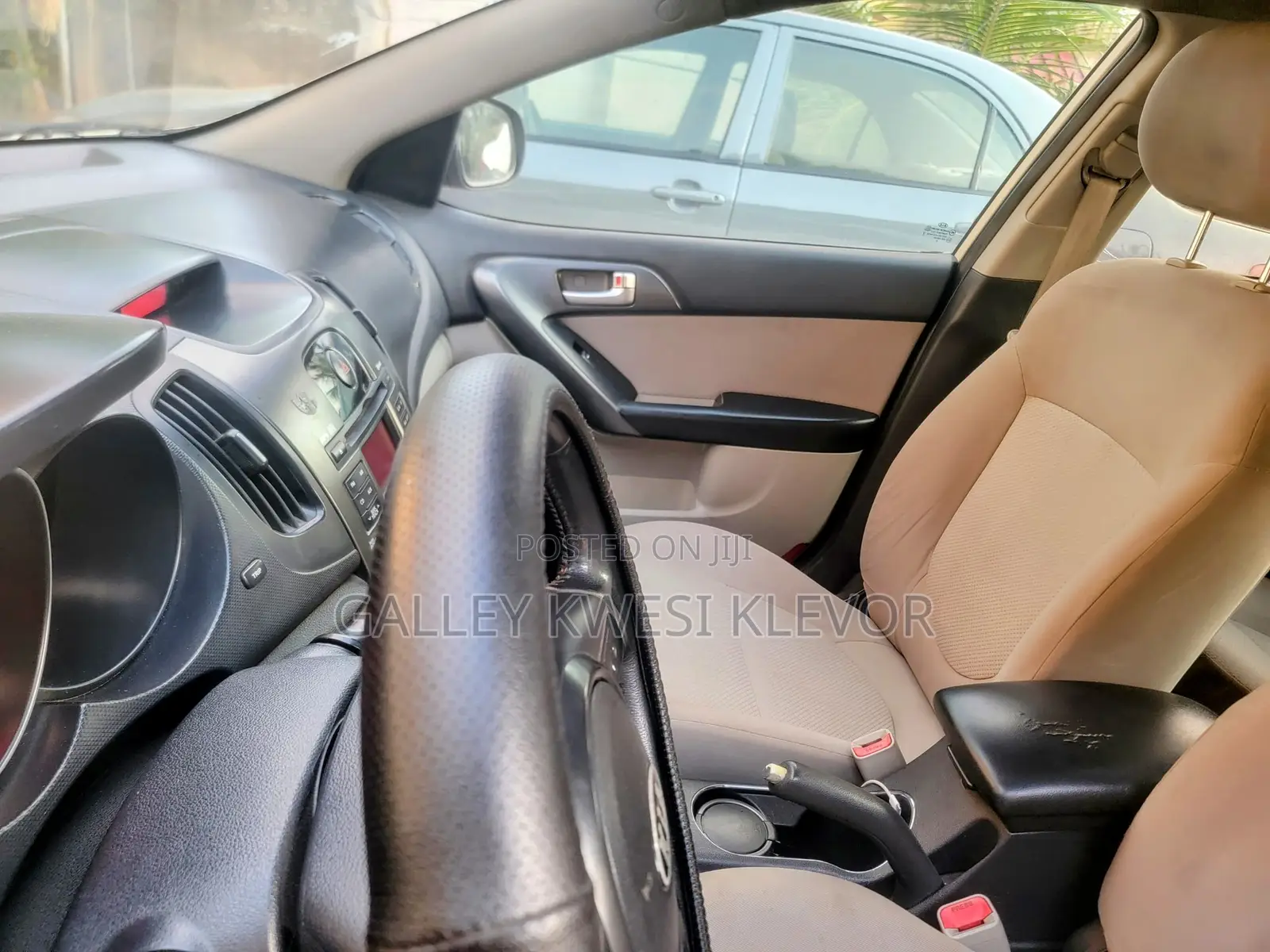 Nissan Versa 1.6 SV 2013 Black