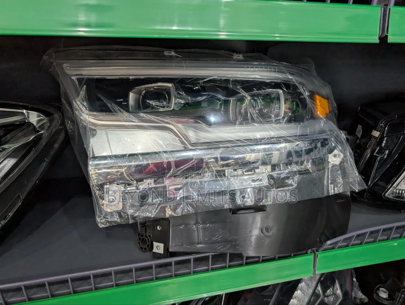 Dodge Ram TRX 2020,2021,2022,2023,2024 Headlight