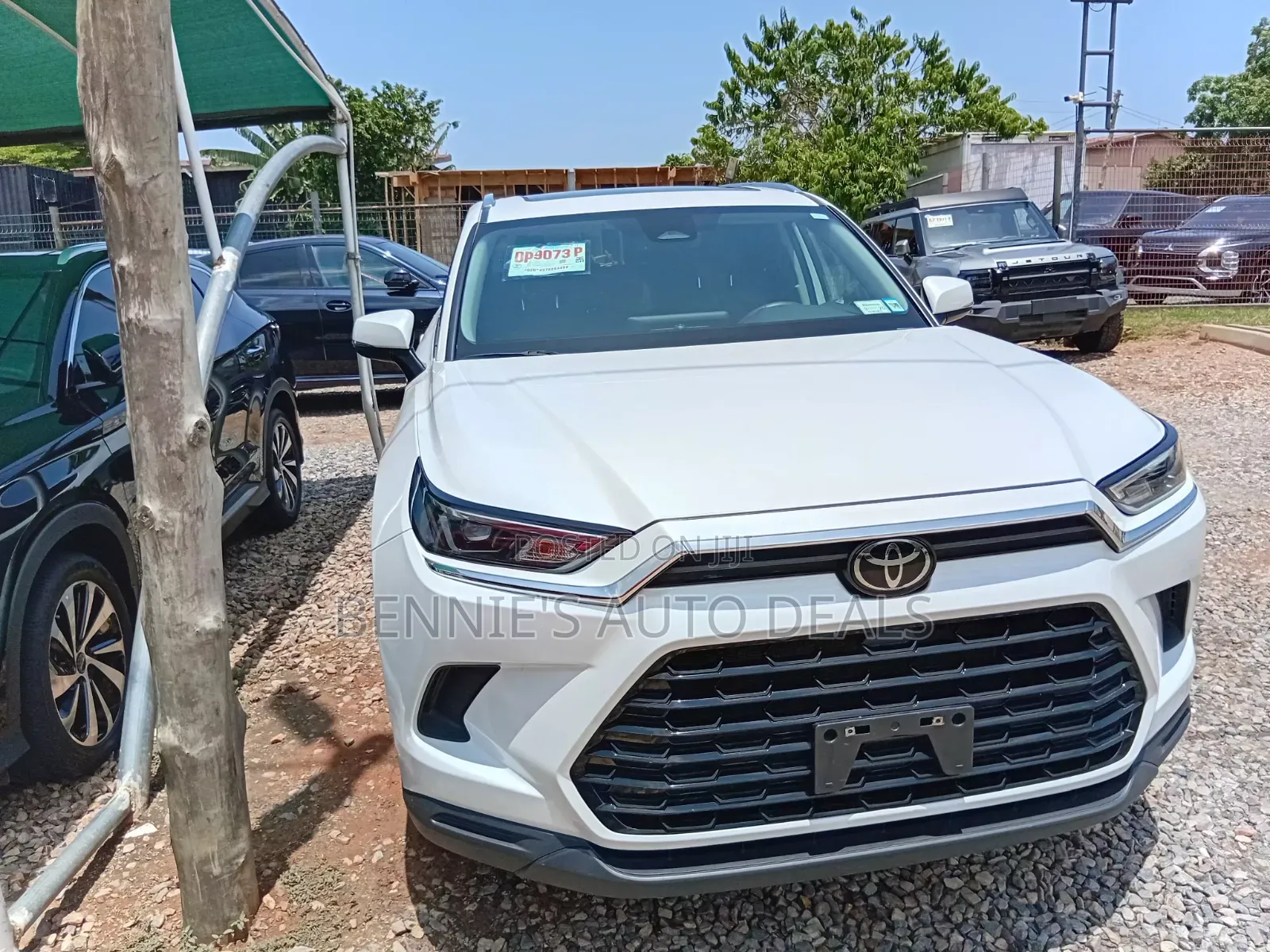 Toyota Highlander XLE FWD 2024 White