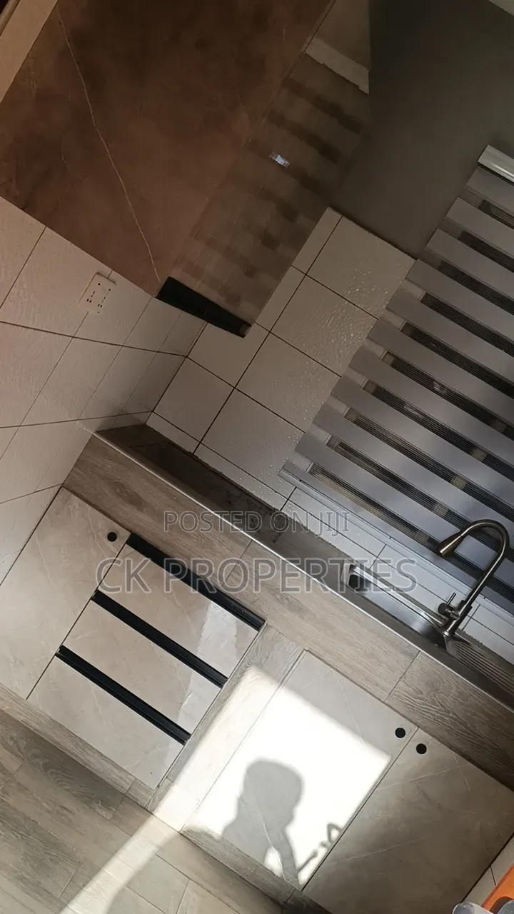 1bdrm Apartment in Asore Junction for rent