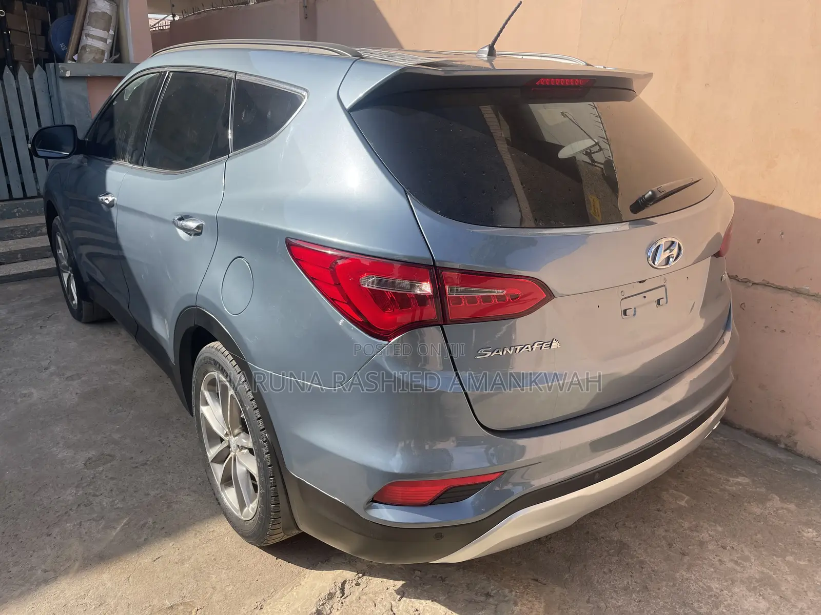 Hyundai Santa Fe Limited FWD 2017 Blue