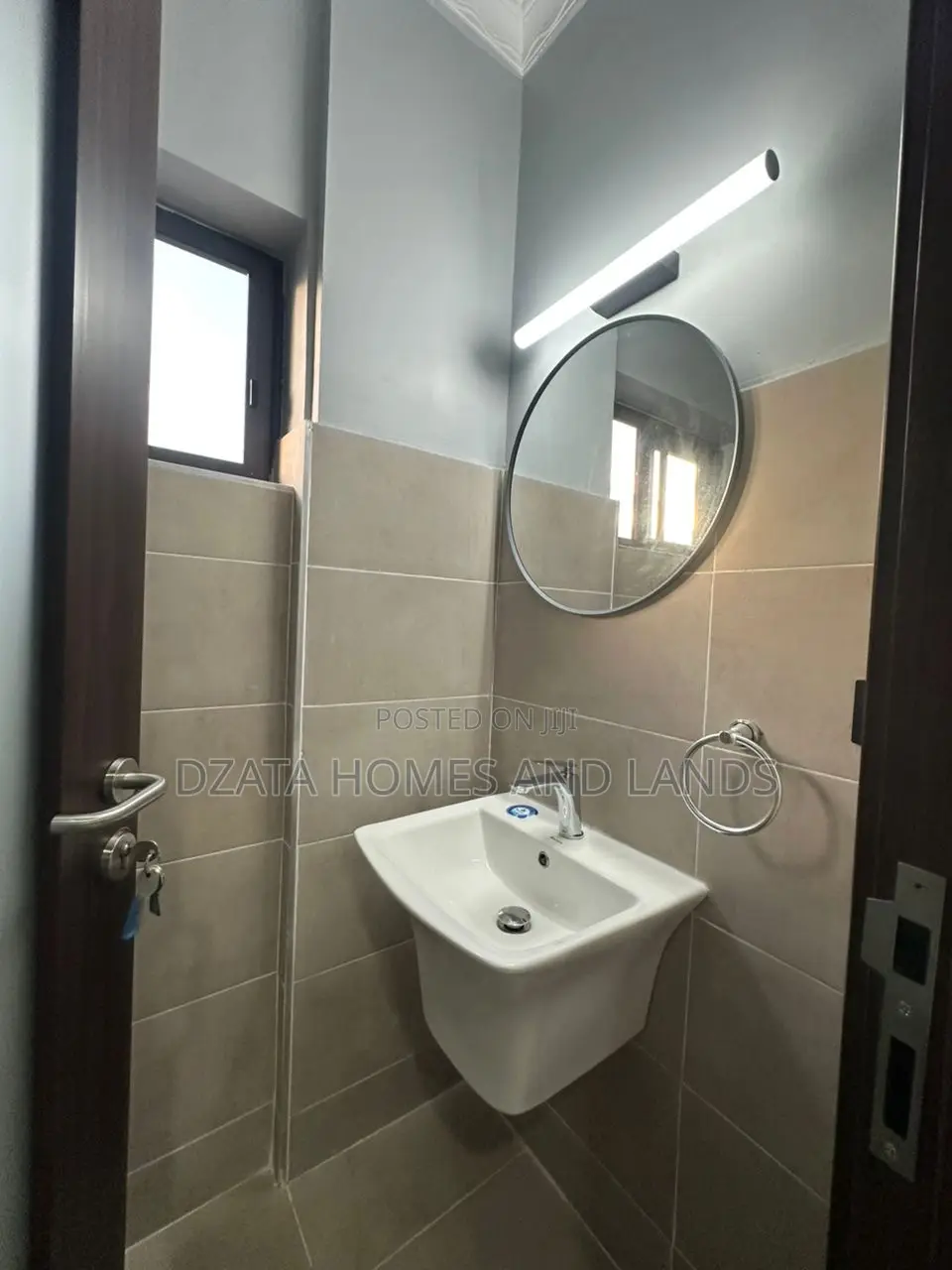 1bdrm Apartment in Sakumono, Spintex for rent