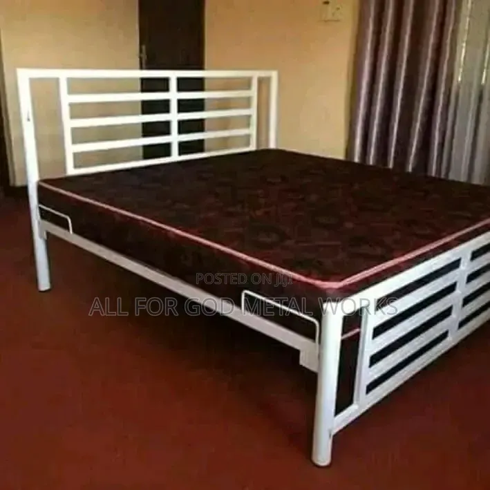 Simple Strong Metal Bed