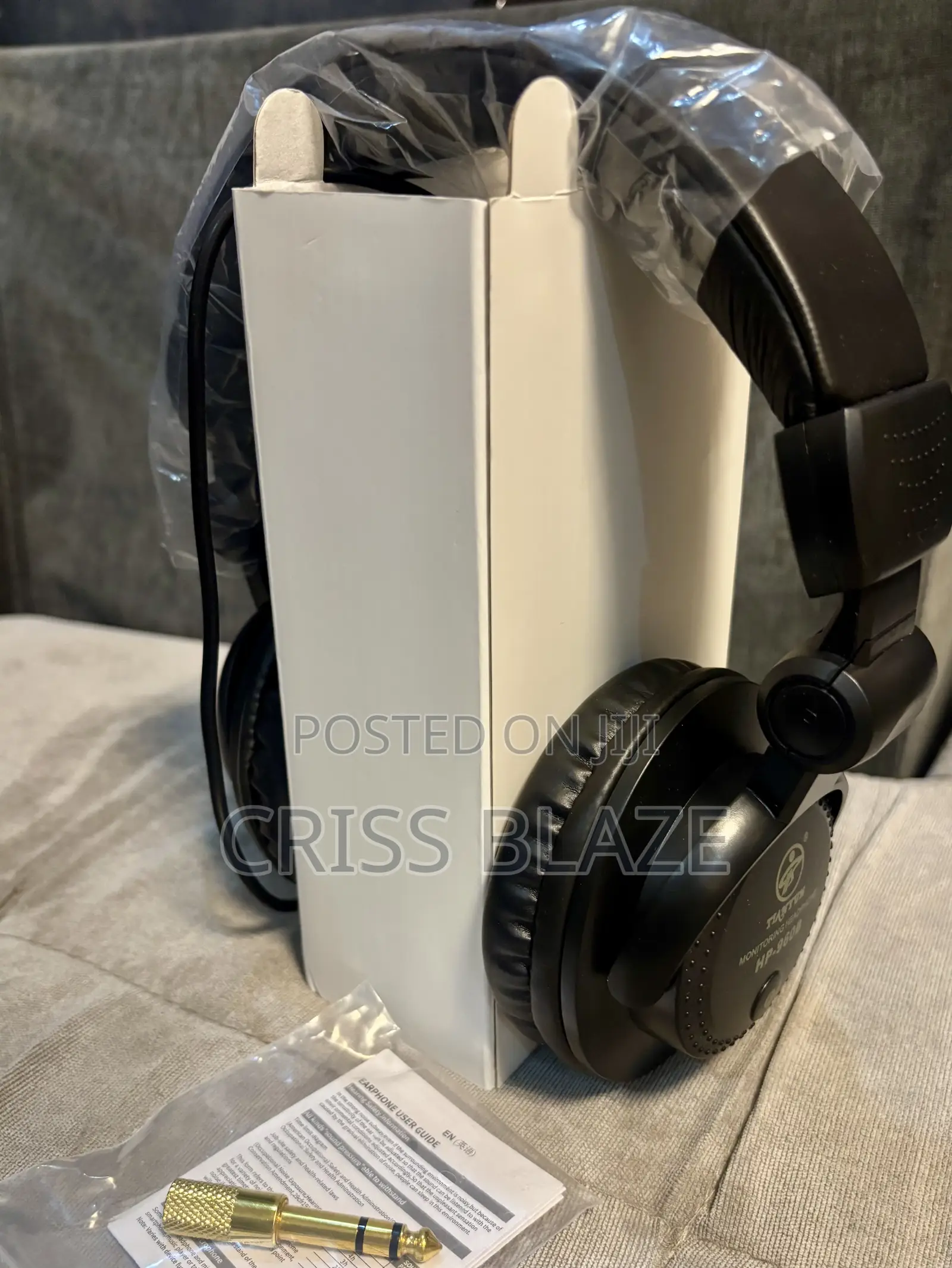 Professional Studio Monitor Headphones