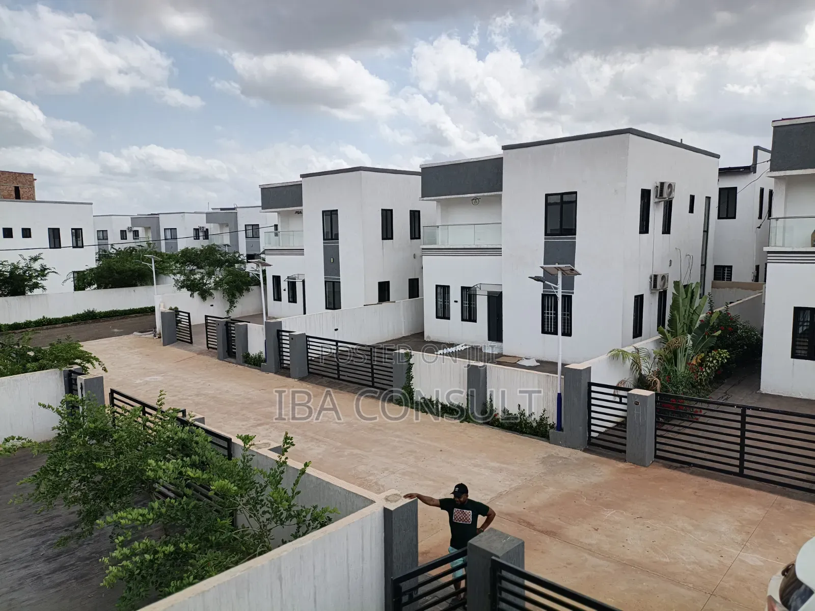 4bdrm House in Oyarifa, Ghana Flag for rent