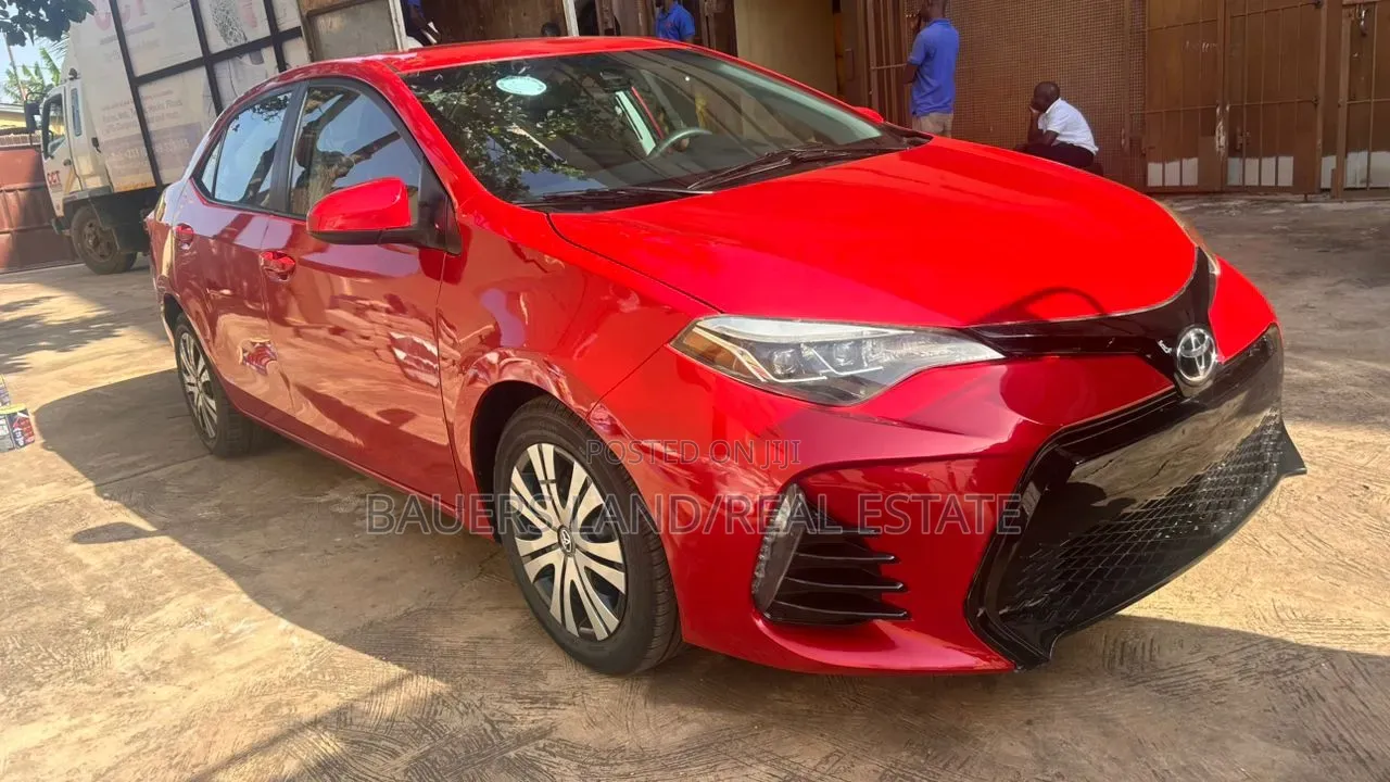 Toyota Corolla 2018 Red
