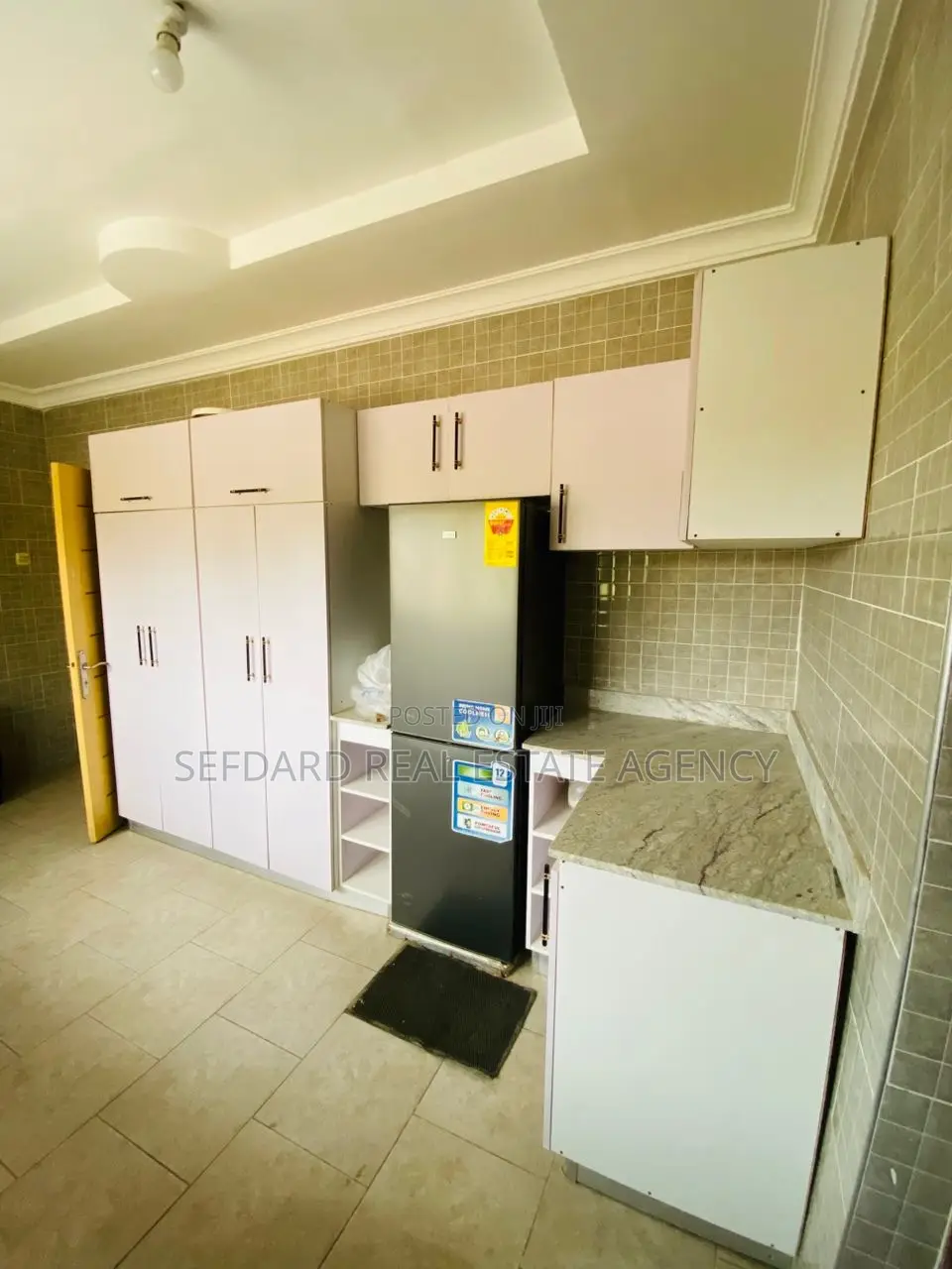 4bdrm House in Sefdard Properties, Amasaman for rent