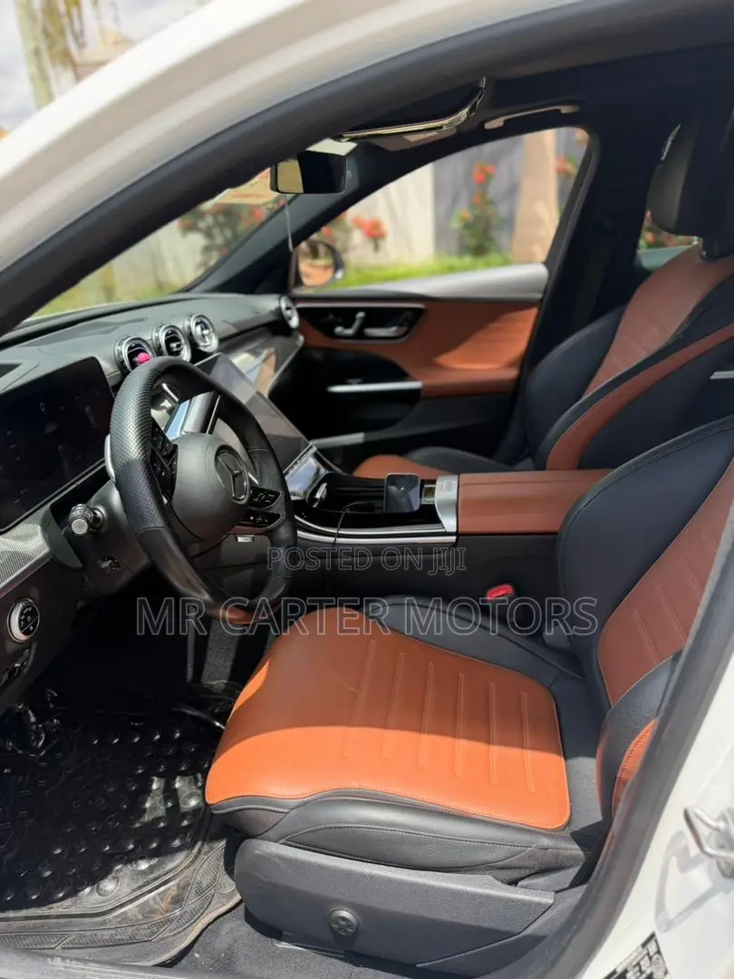 Mercedes-Benz C300 2022 White