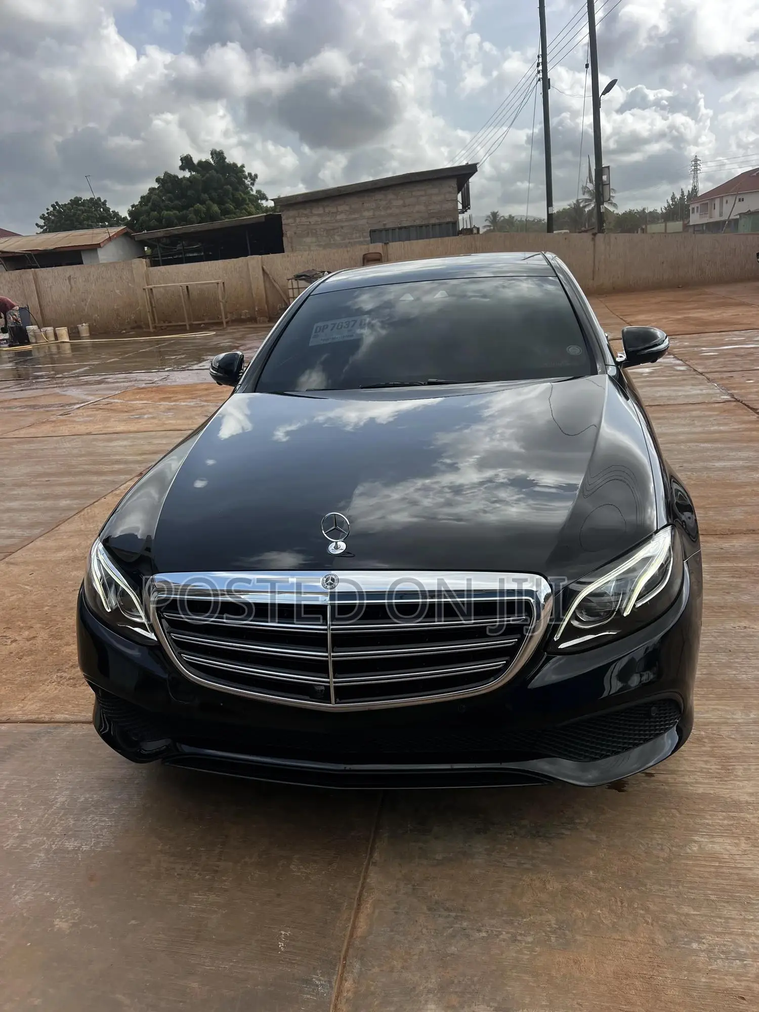 Mercedes-Benz E300 2019 Black