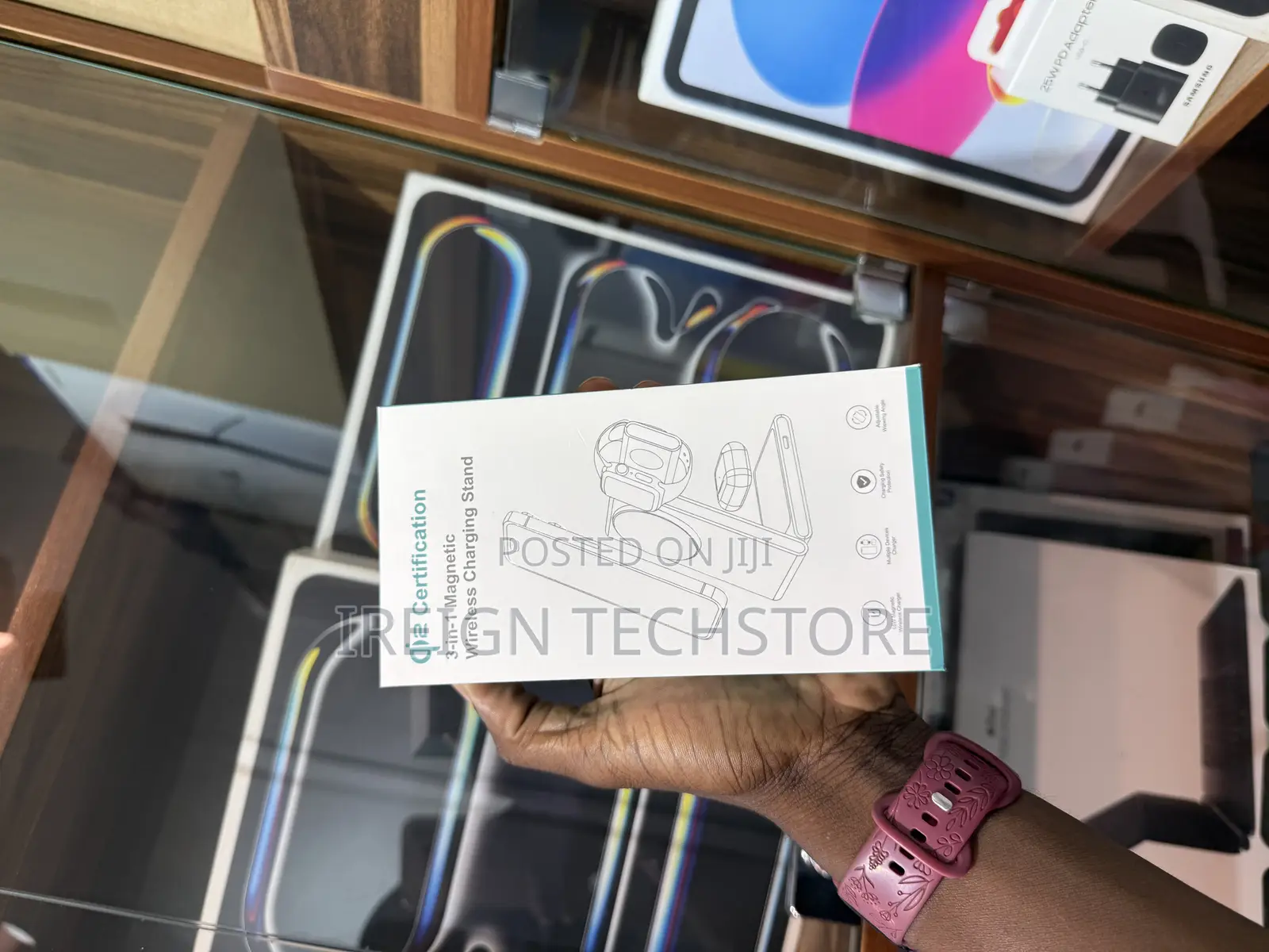 Qi2 3 in 1 Magnetic Wireless Charger