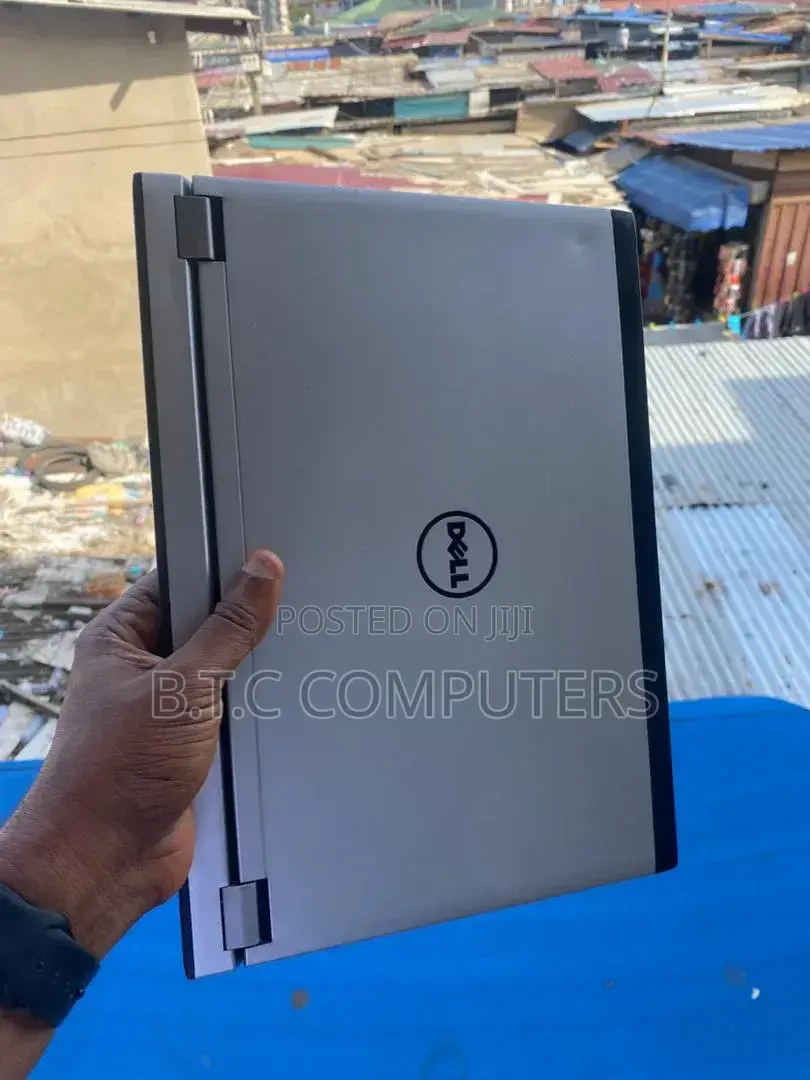 Laptop Dell Latitude 3330 8GB Intel Core i3 HDD+SSD 320GB