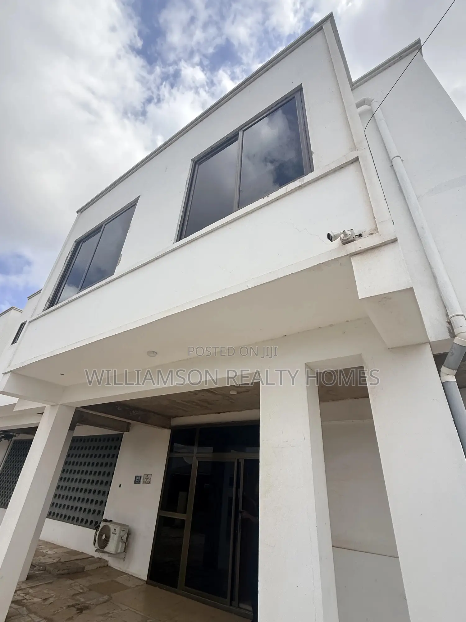 1bdrm Apartment in Community 20 Estate, Spintex for rent