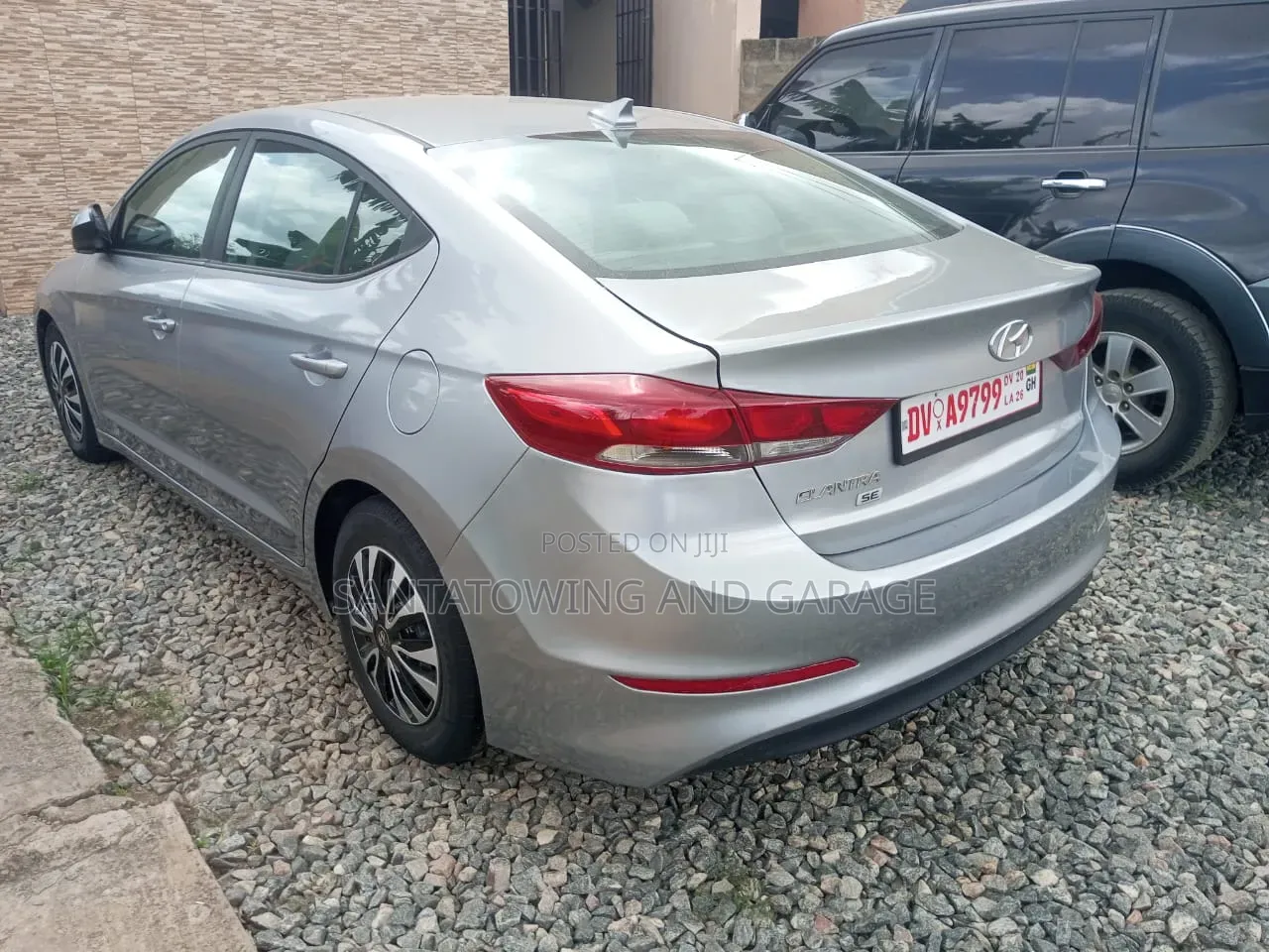 Hyundai Elantra SE Sedan FWD (2.0L 4cyl 6M) 2017 Gray