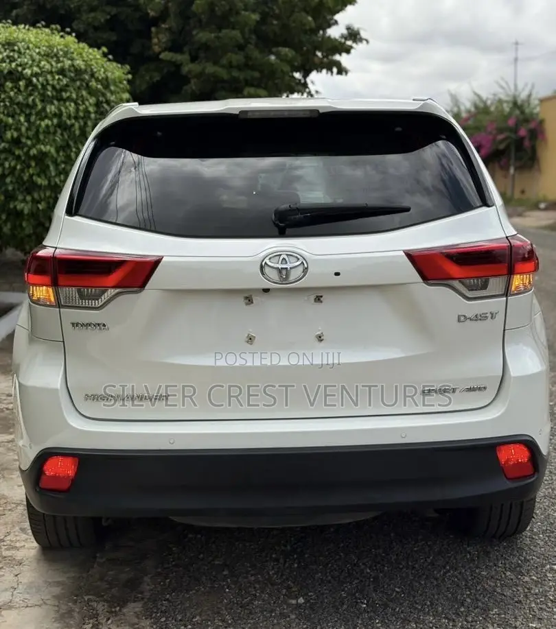 Toyota Highlander XLE 2019 White