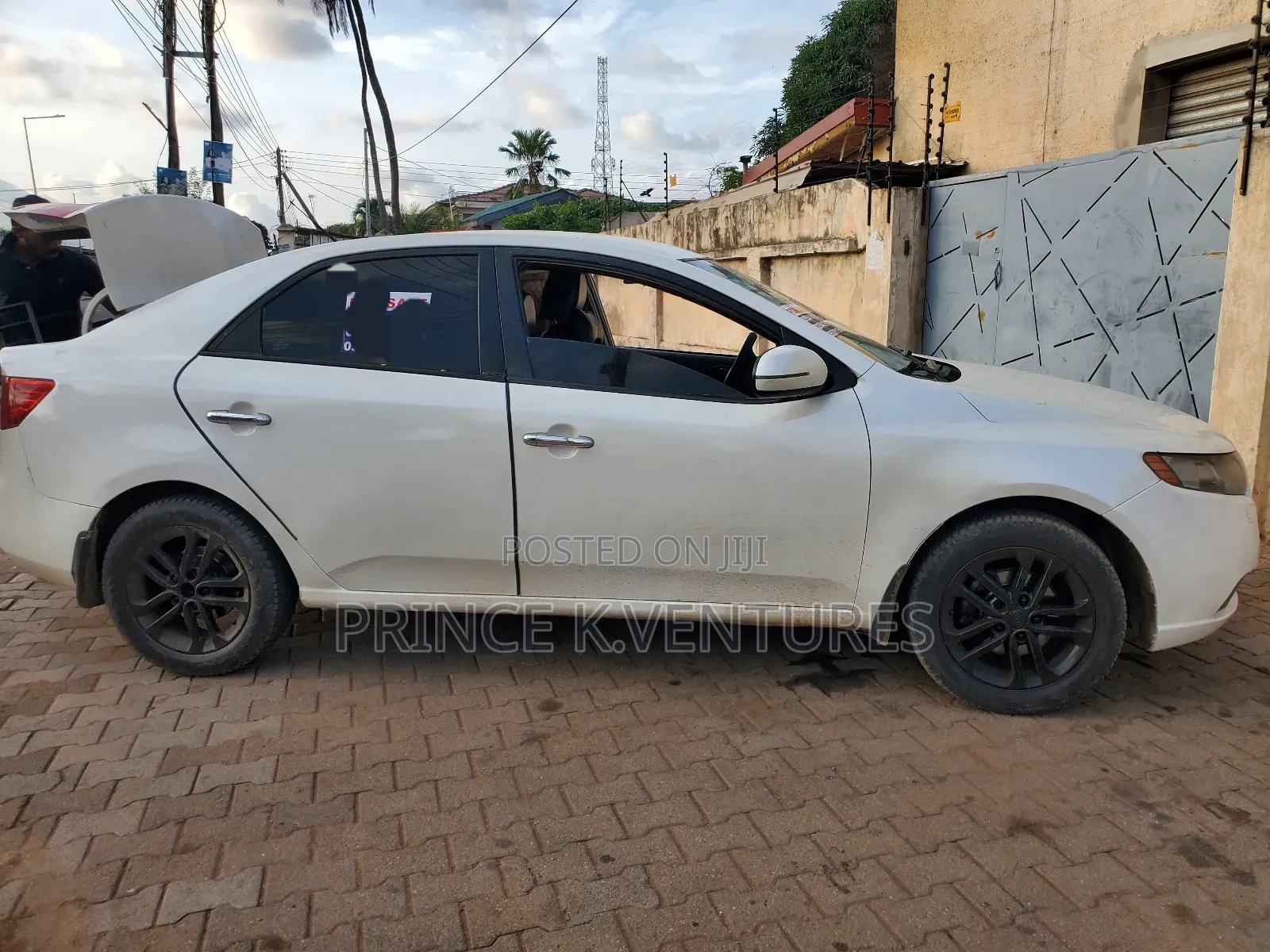 Kia Cerato 2012 White
