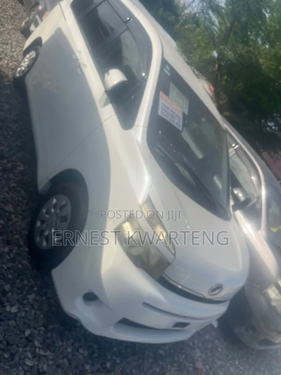 Toyota Voxy 2013 White