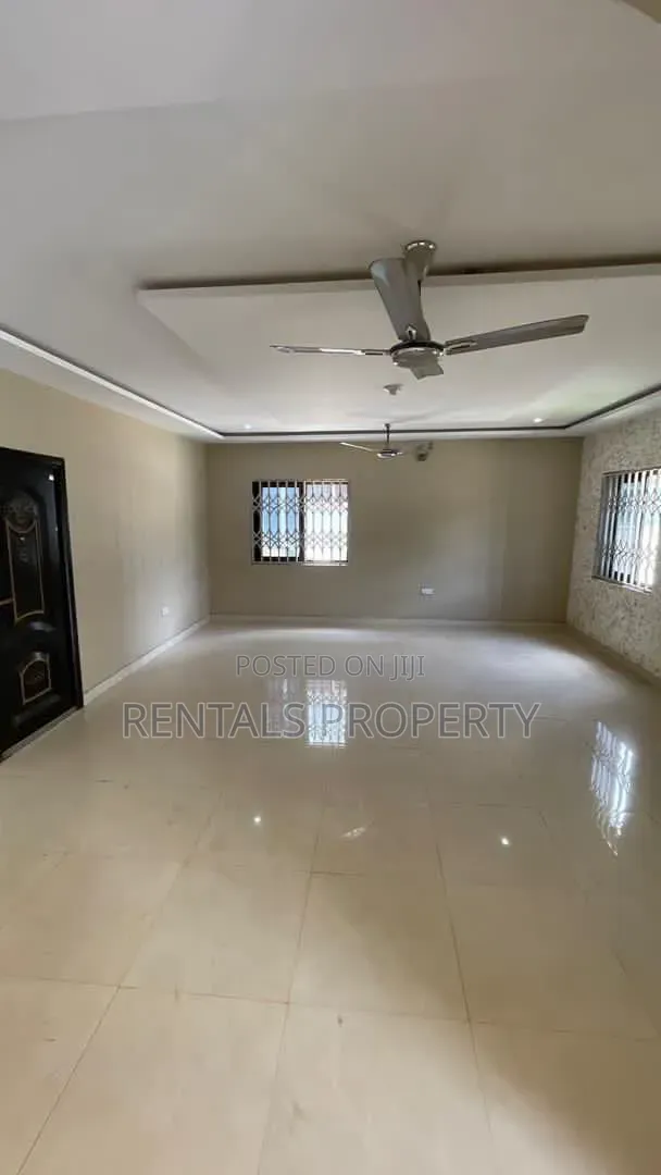 2bdrm Apartment in Oyibi, Police Station for rent