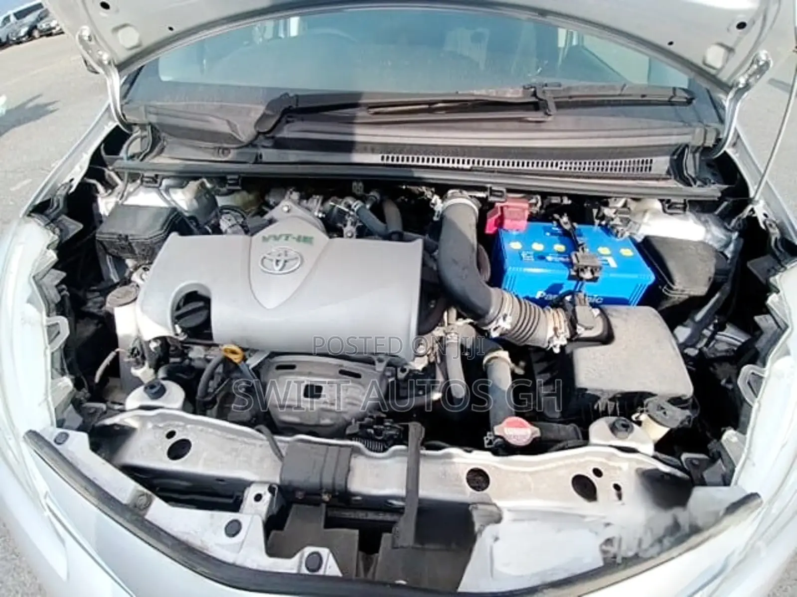 Toyota Vitz 1.3 FWD 5dr 2018 Silver