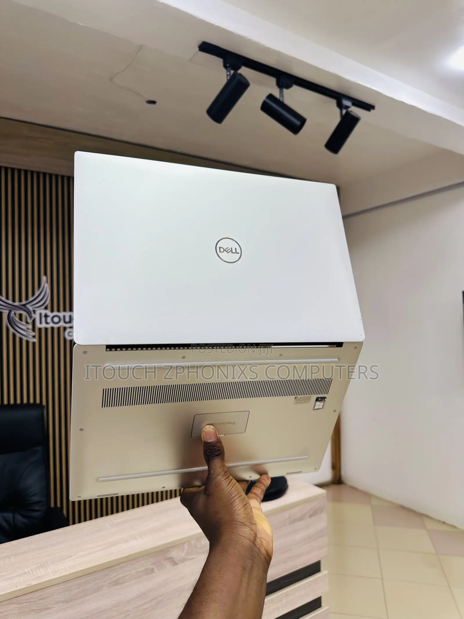 Laptop Dell Precision 5540 32GB Intel Core i7 SSD 512GB
