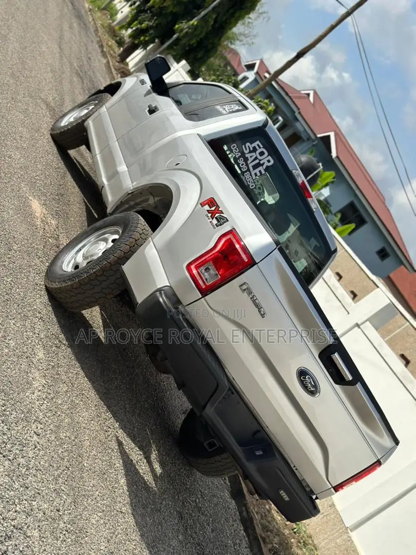 Ford F-150 XL 4x4 SuperCab Styleside 6.5 ft. box 145 in. WB 2019 Silver