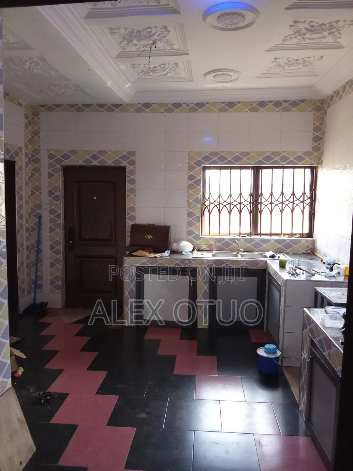 6bdrm House in Alex Otuo Properties, Atwima Nwabiagya for sale