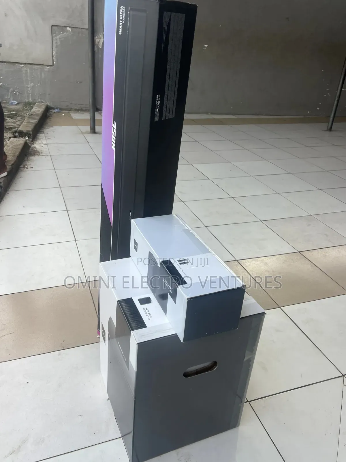 Bose Ultra 900 Sound Bar (Set)
