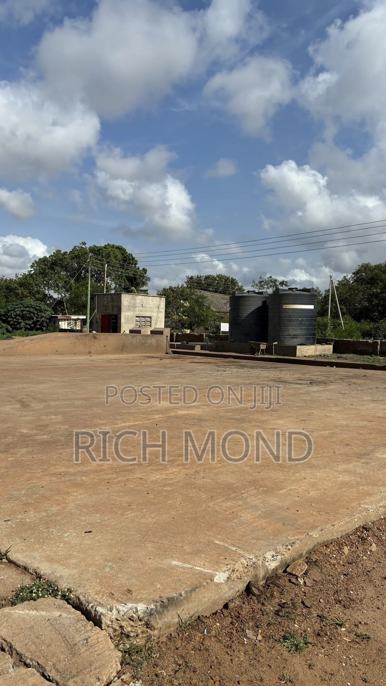 Washing Bay for Rent in Tema