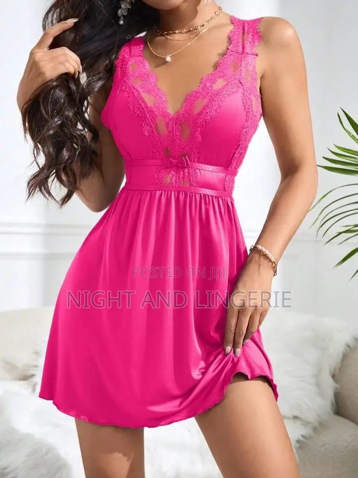 Lace v-Neck Sleeveless Nightie