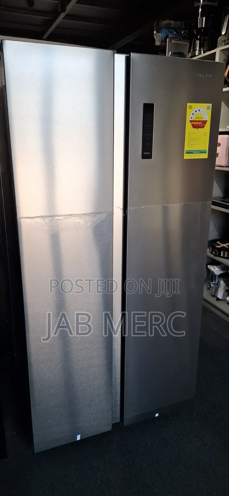90cm Side by Side Silver Fridge With Freezer on Left and Fridge Right