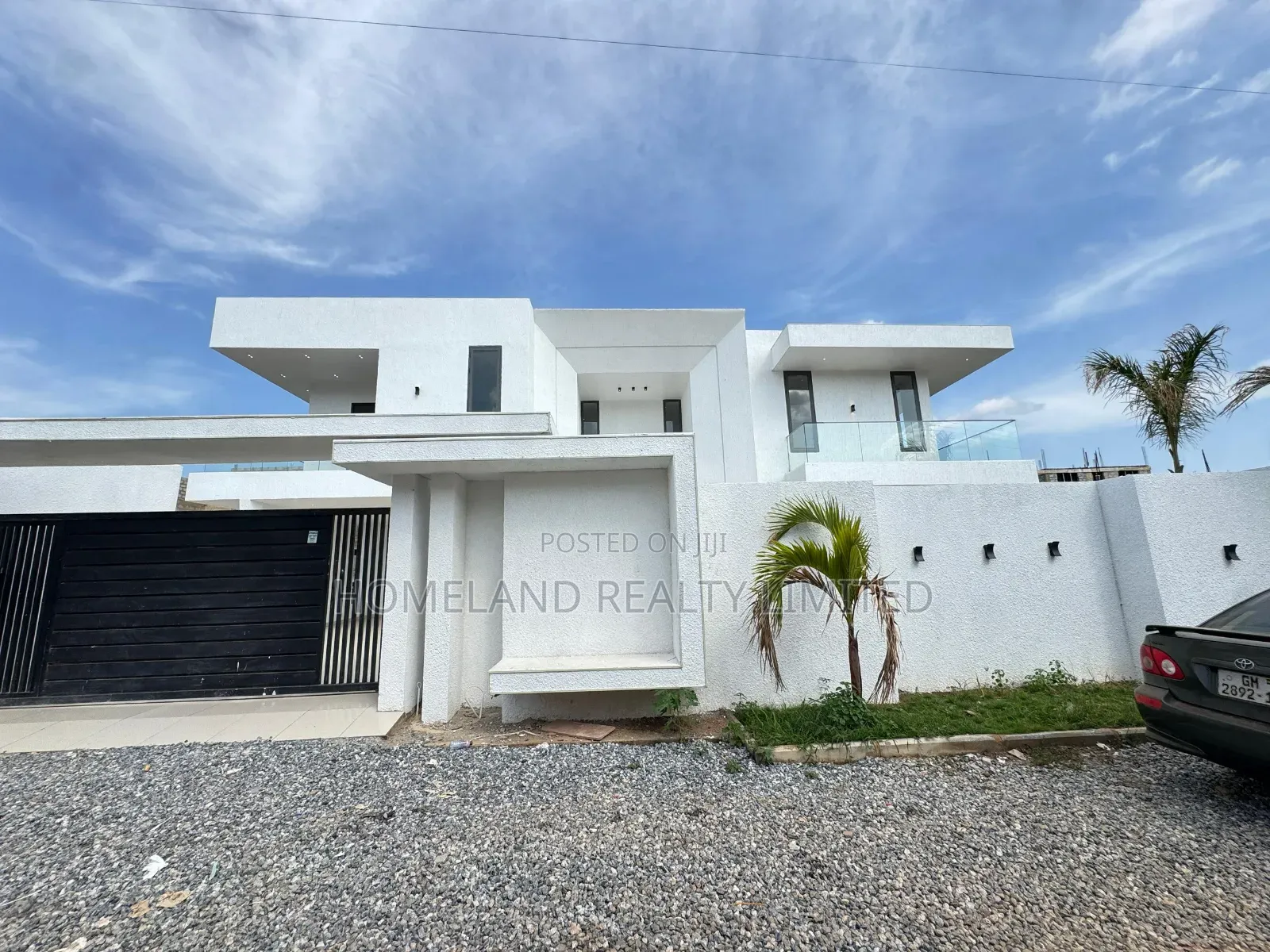 5bdrm Duplex in Oyarifa, Ghana Flag for sale