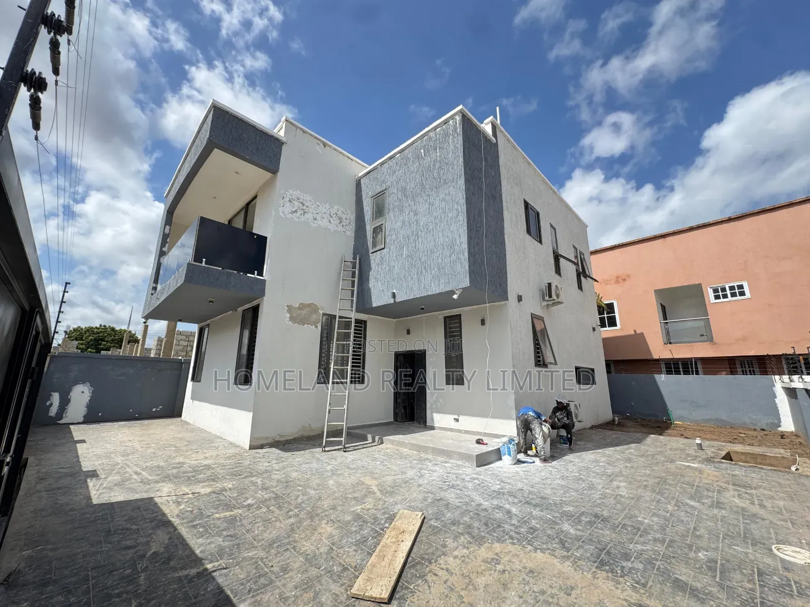 4bdrm Duplex in Davtraco Estate, American House for sale