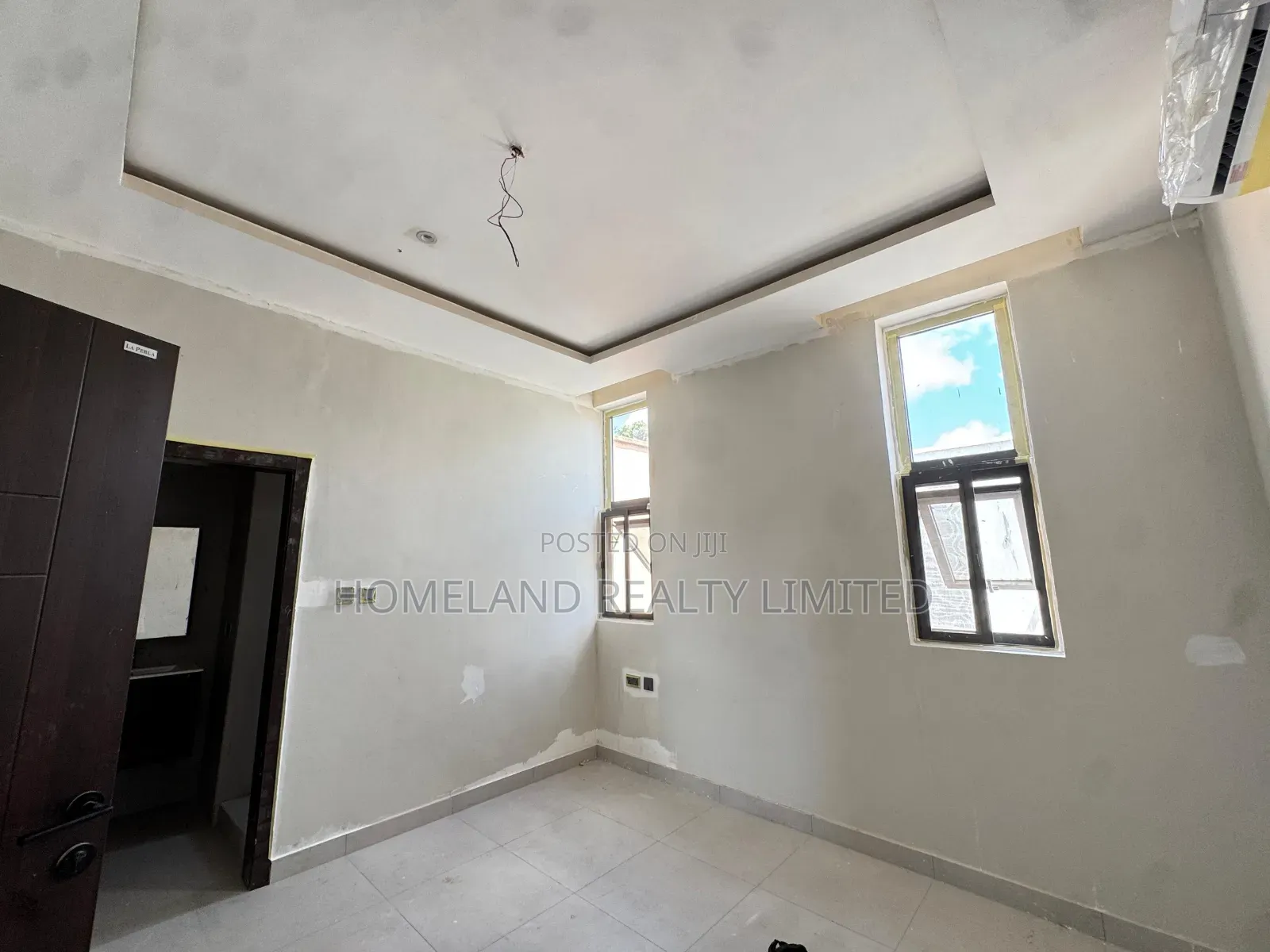 4bdrm Duplex in Davtraco Estate, American House for sale