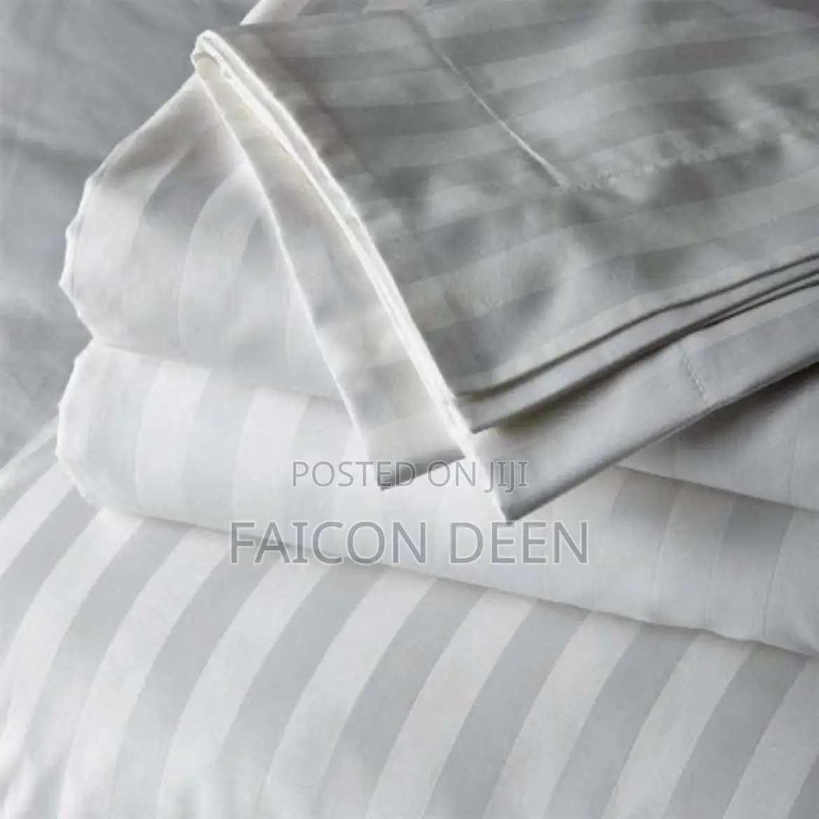 Premium Feel Without a Premium Price(2 Cotton Bedsheets, 4 Pillow Case