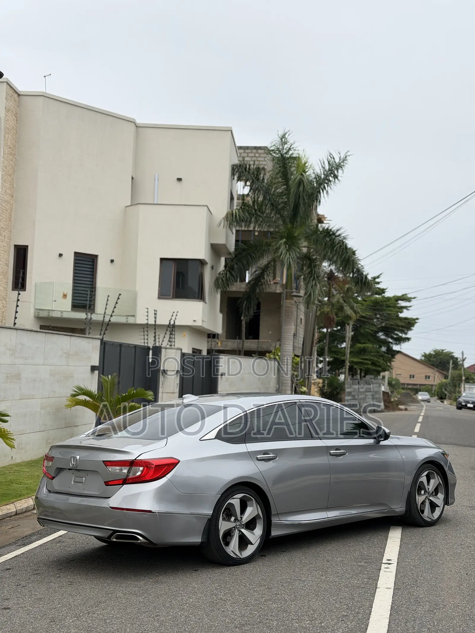 Honda Accord Touring 2.0T 2018 Gray