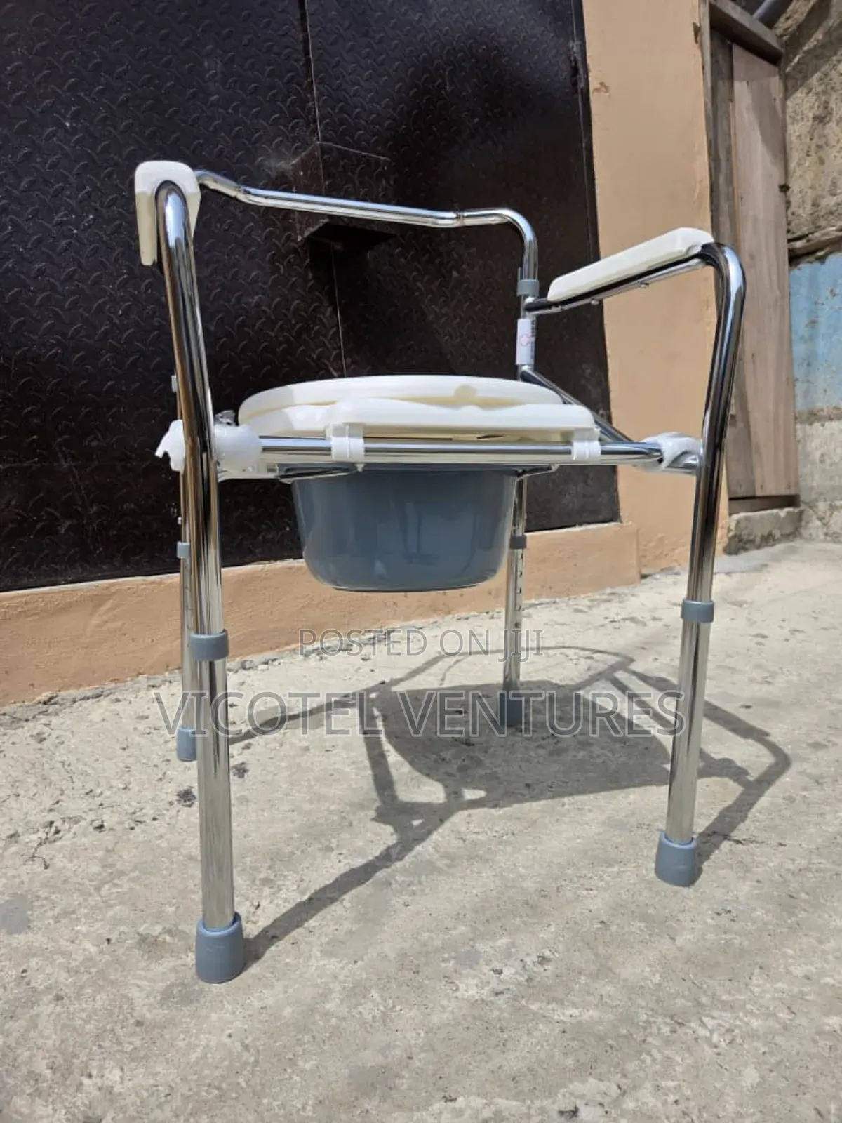 Commode Seat