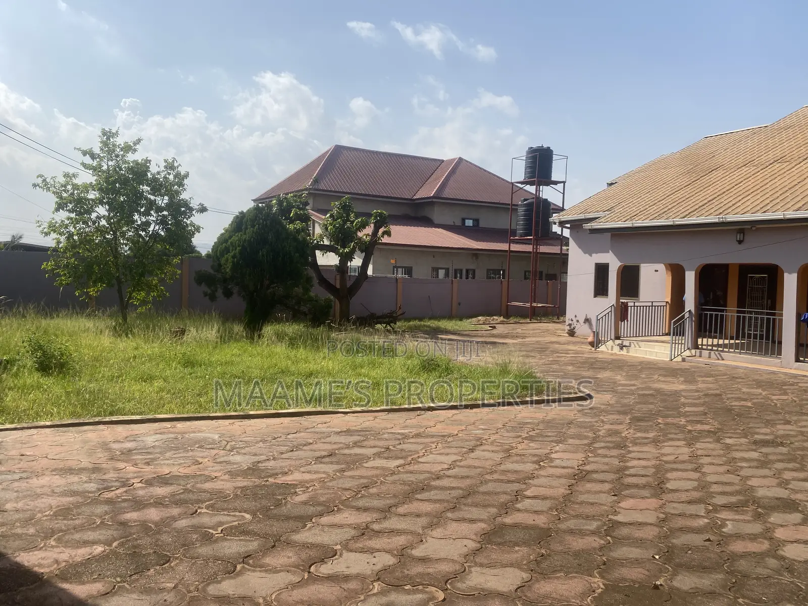 6bdrm House in Adenta for rent