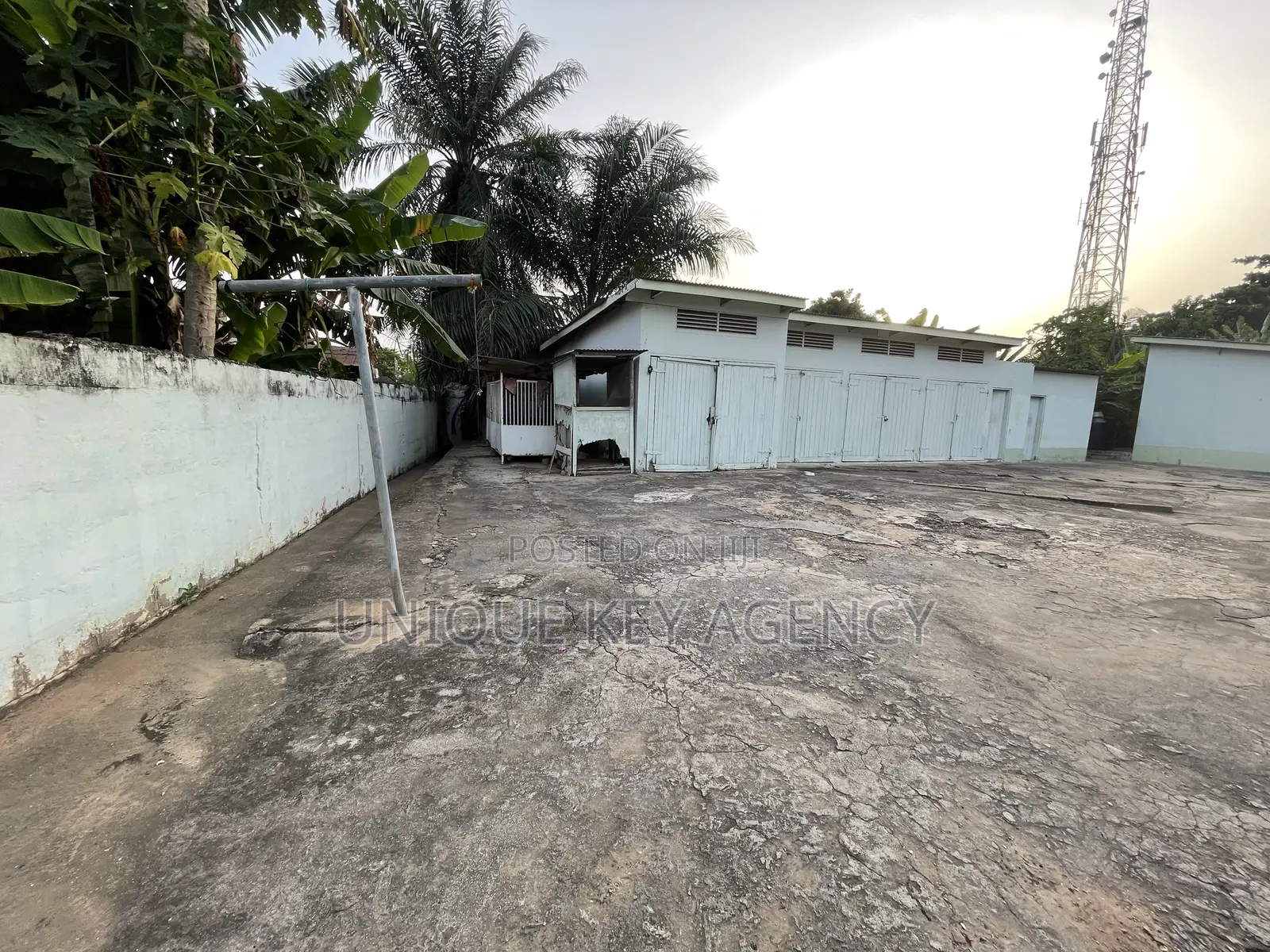 4 BDRM House on 2 Plot for Sale in Kanda