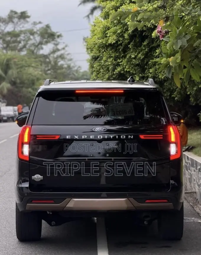 Ford Expedition Max King Ranch 4x4 2025 Black