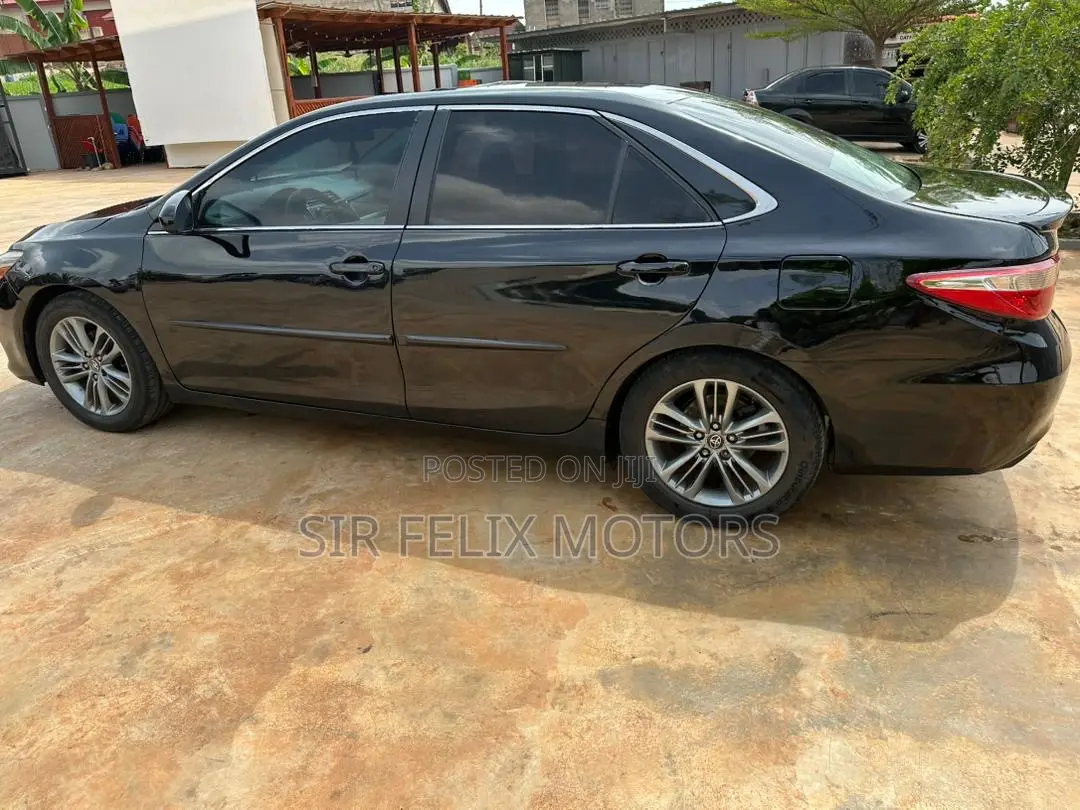 Toyota Camry SE 4dr Sedan (2.5L 4cyl 6A) 2017 Black