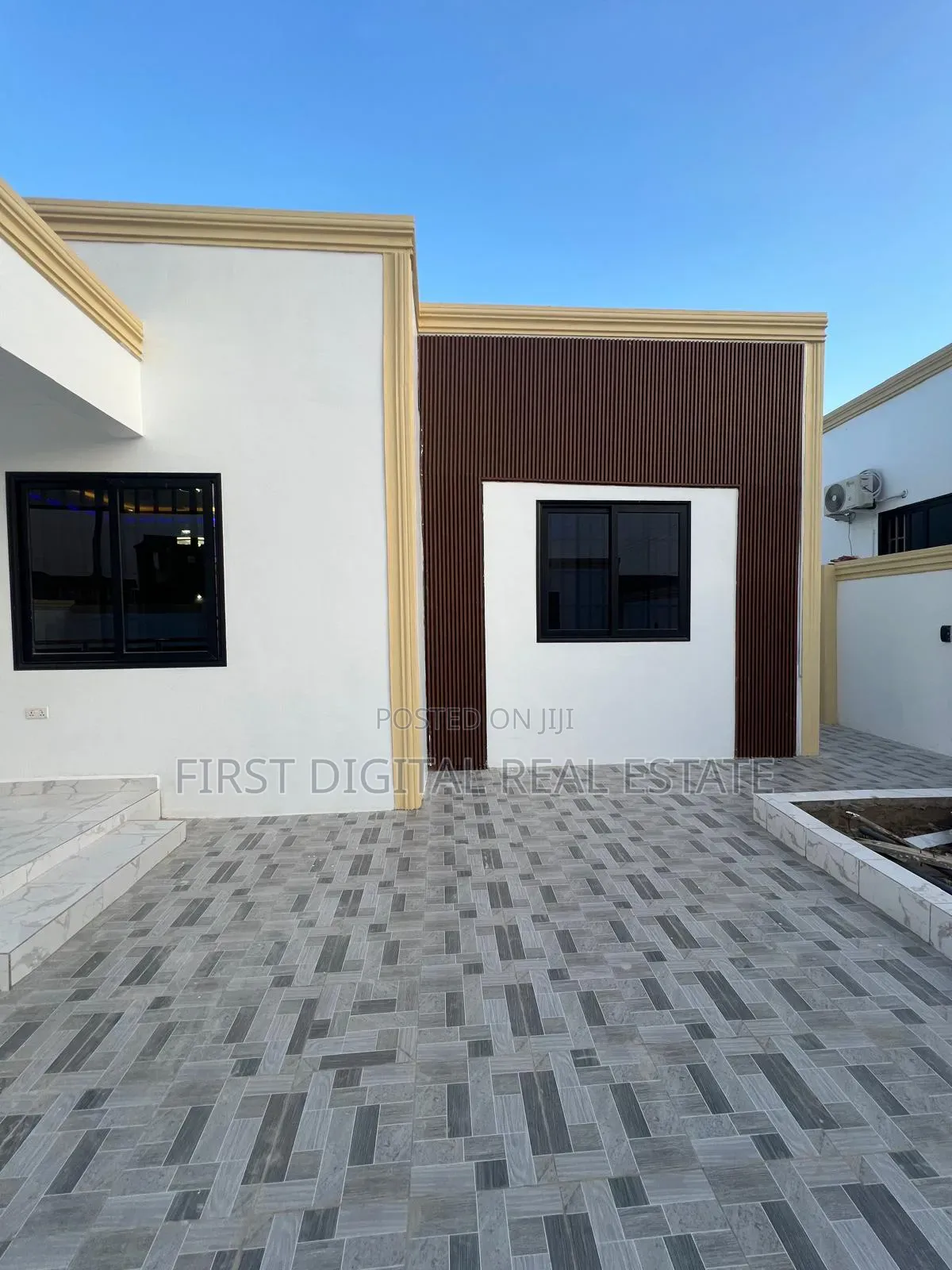 5bdrm House in First Digital Real, ECOMOG for sale