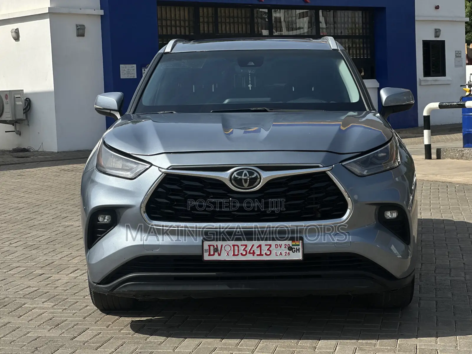 Toyota Highlander XLE 2022 Silver