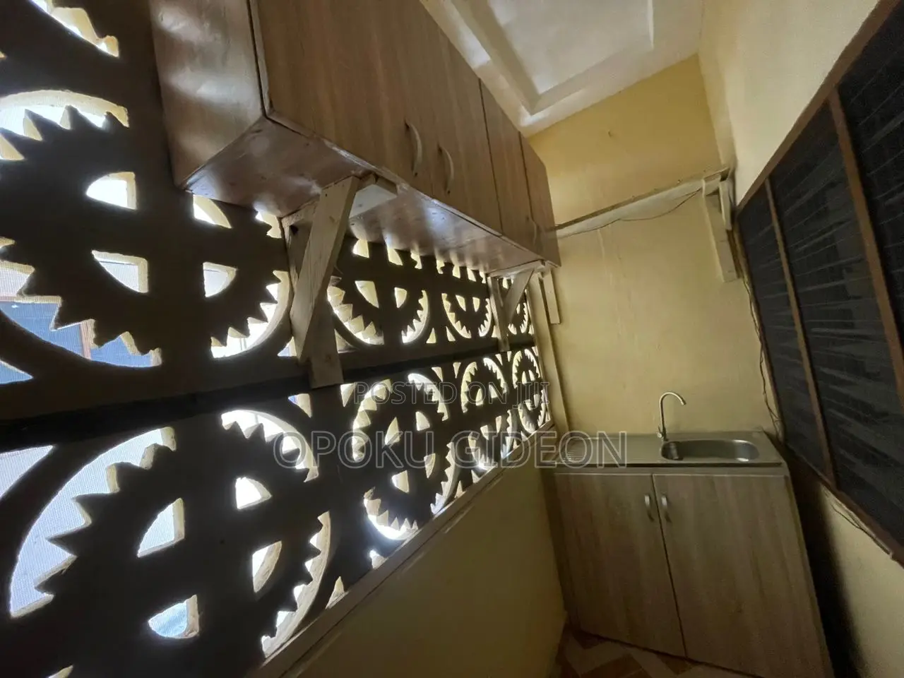 1bdrm Room & Parlour in Anyaa, NIC for rent