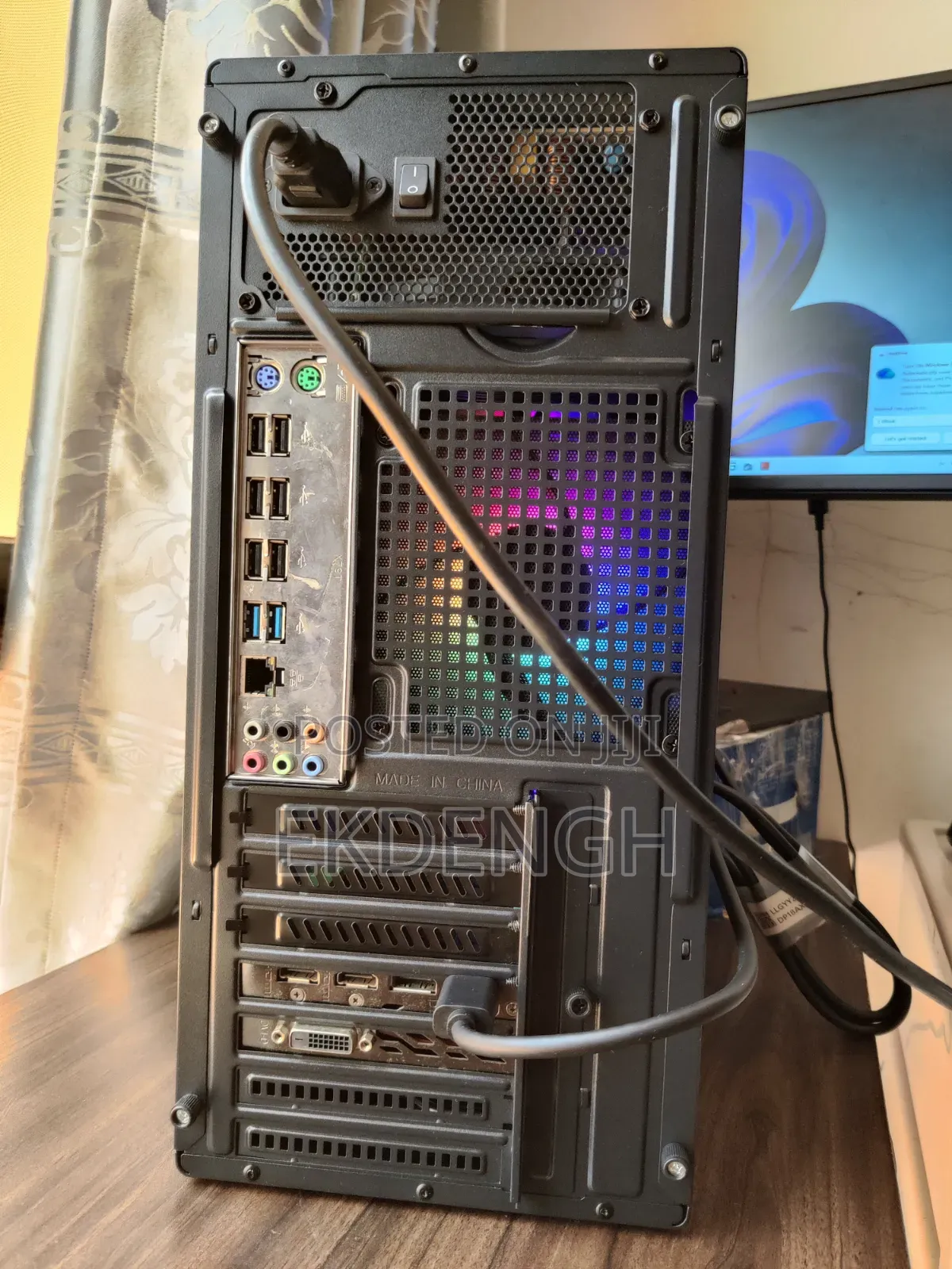 Desktop Computer MSI model 16GB Intel Xeon HDD+SSD 750GB