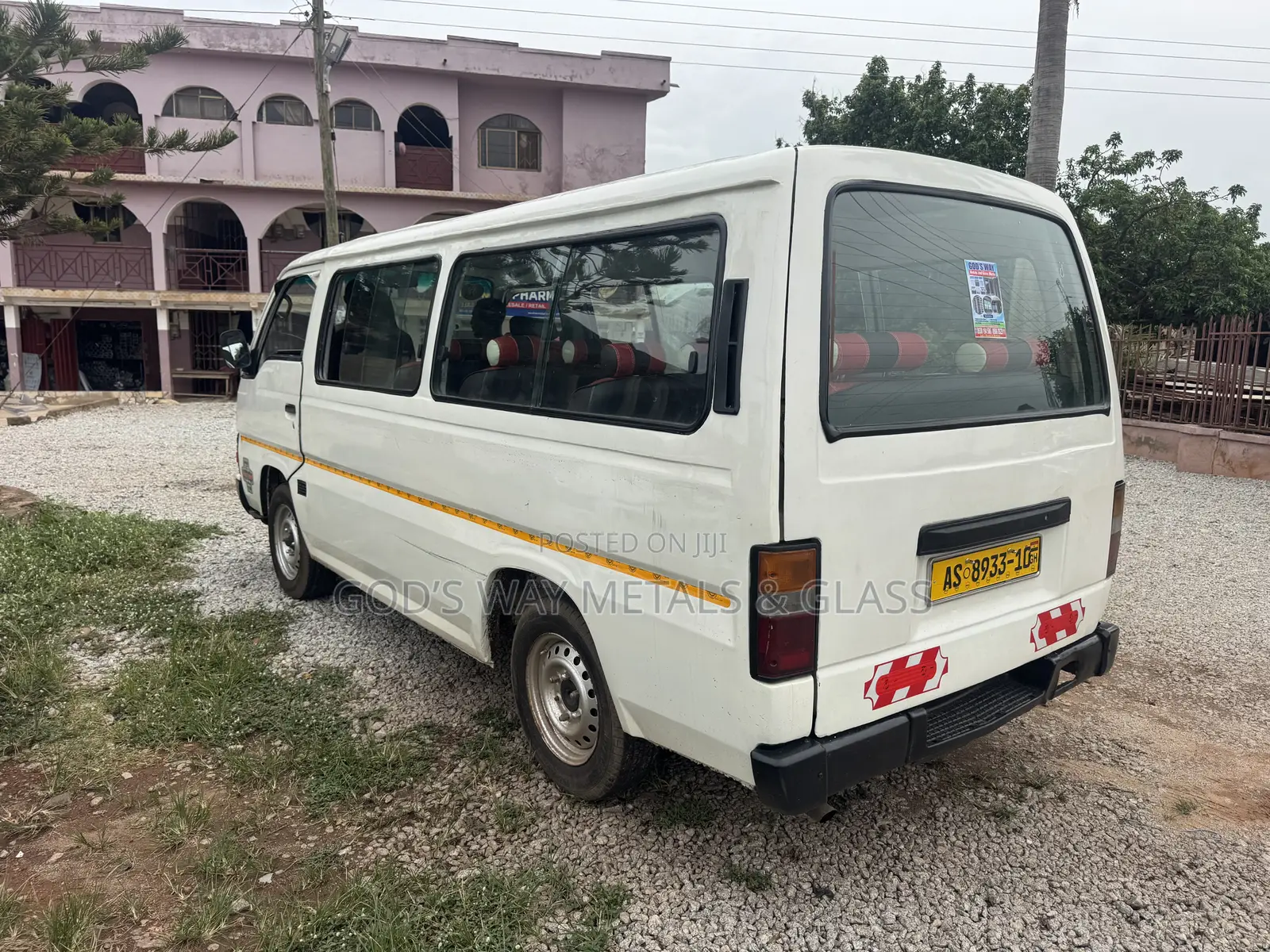 Nissan Caravan 2010 White