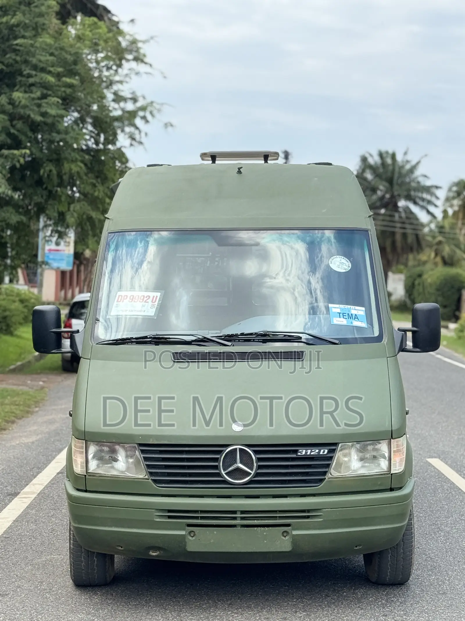 Mercedes-Benz Sprinter 1999 Green