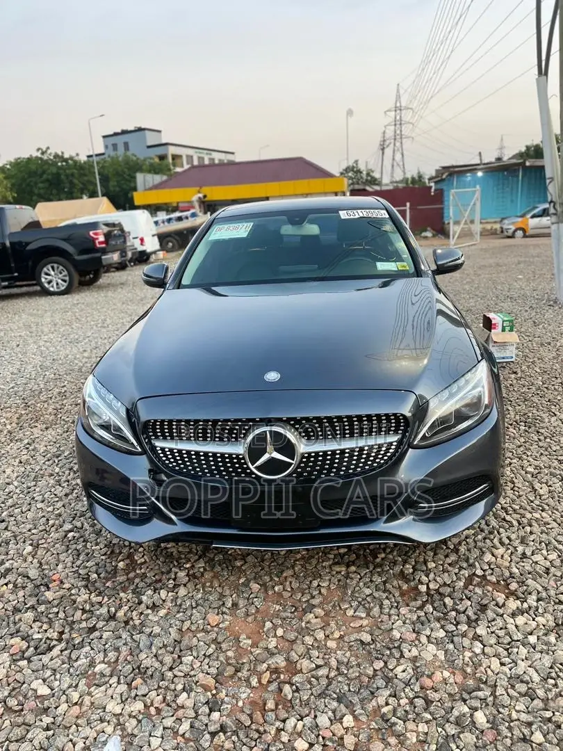 Mercedes-Benz C300 2016 Gray