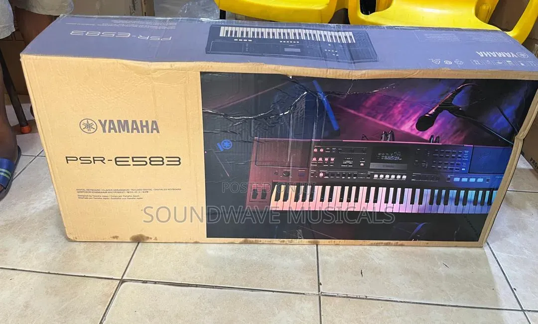Yamaha PSR 583 Professional Keyboard