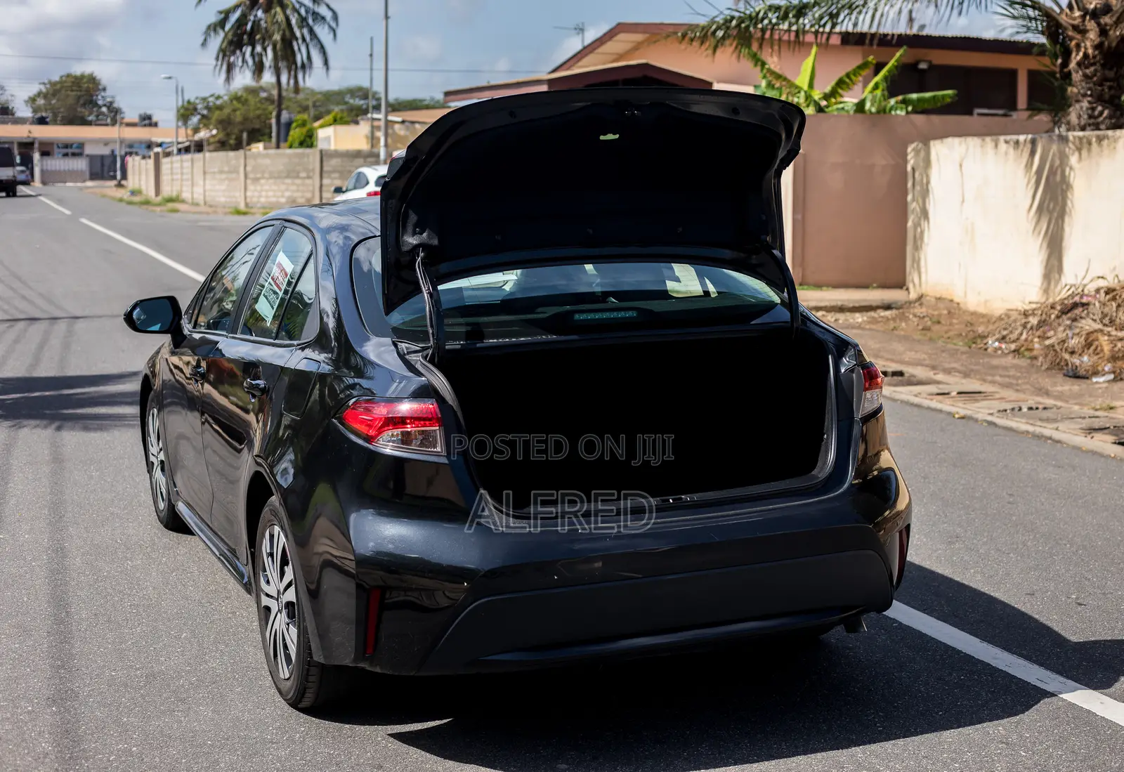 Toyota Corolla LE 2021 Black